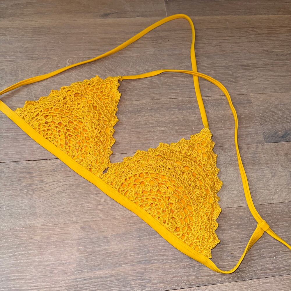 NEW NWOT “70’s Vintage Inspo” Crochet Triangle Bikini Top, GoldenYellow,Marigold - Picture 1 of 7